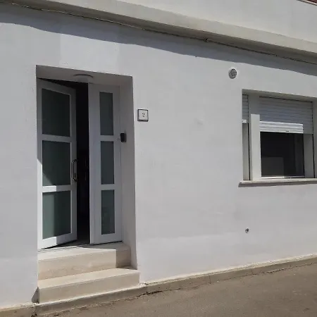 Casa Alexsa Intero O Alexsa Matrimoniale Con Patio דירה