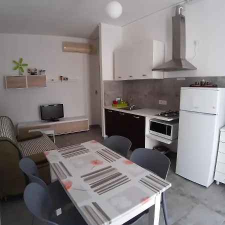 Apartament Casa Alexsa Intero O Alexsa Matrimoniale Con Patio